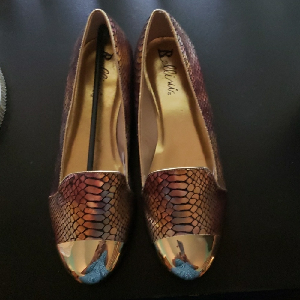 Gold and bronze snakeskin print flat wide width